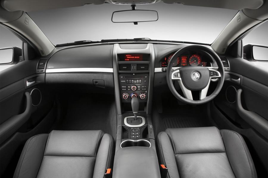  Holden Commodore VE SS Sportwagon 2008 года  (фото 6 из 38)